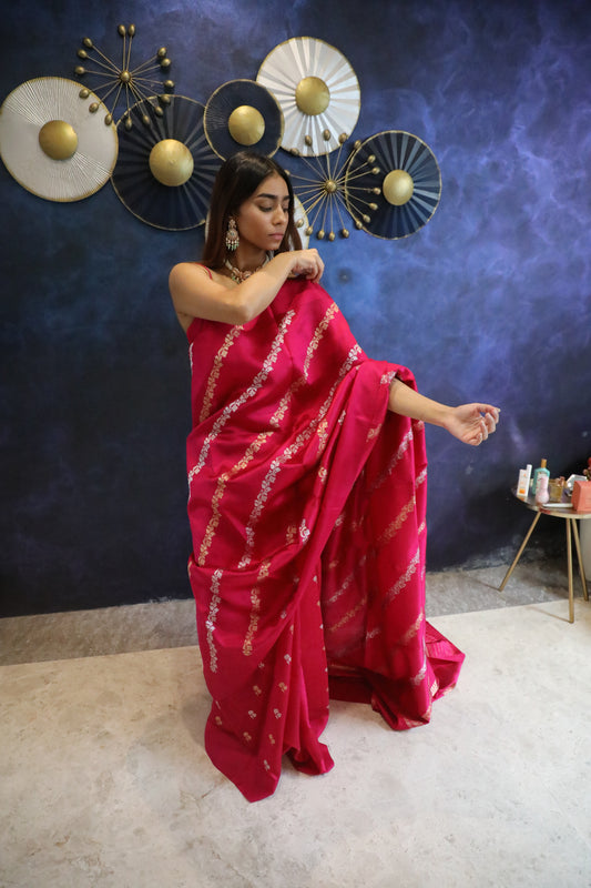 Gulbahar Saree - Banarasi Pure Tissue Silk Saree in Pink | Handwoven Elegance from Rang-e-Riwaayat