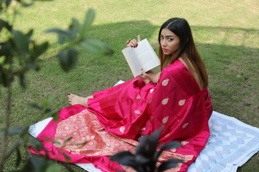 Gulab Saree - Banarasi Pure Tissue Silk Saree in Pink | Handwoven Elegance from Rang-e-Riwaayat