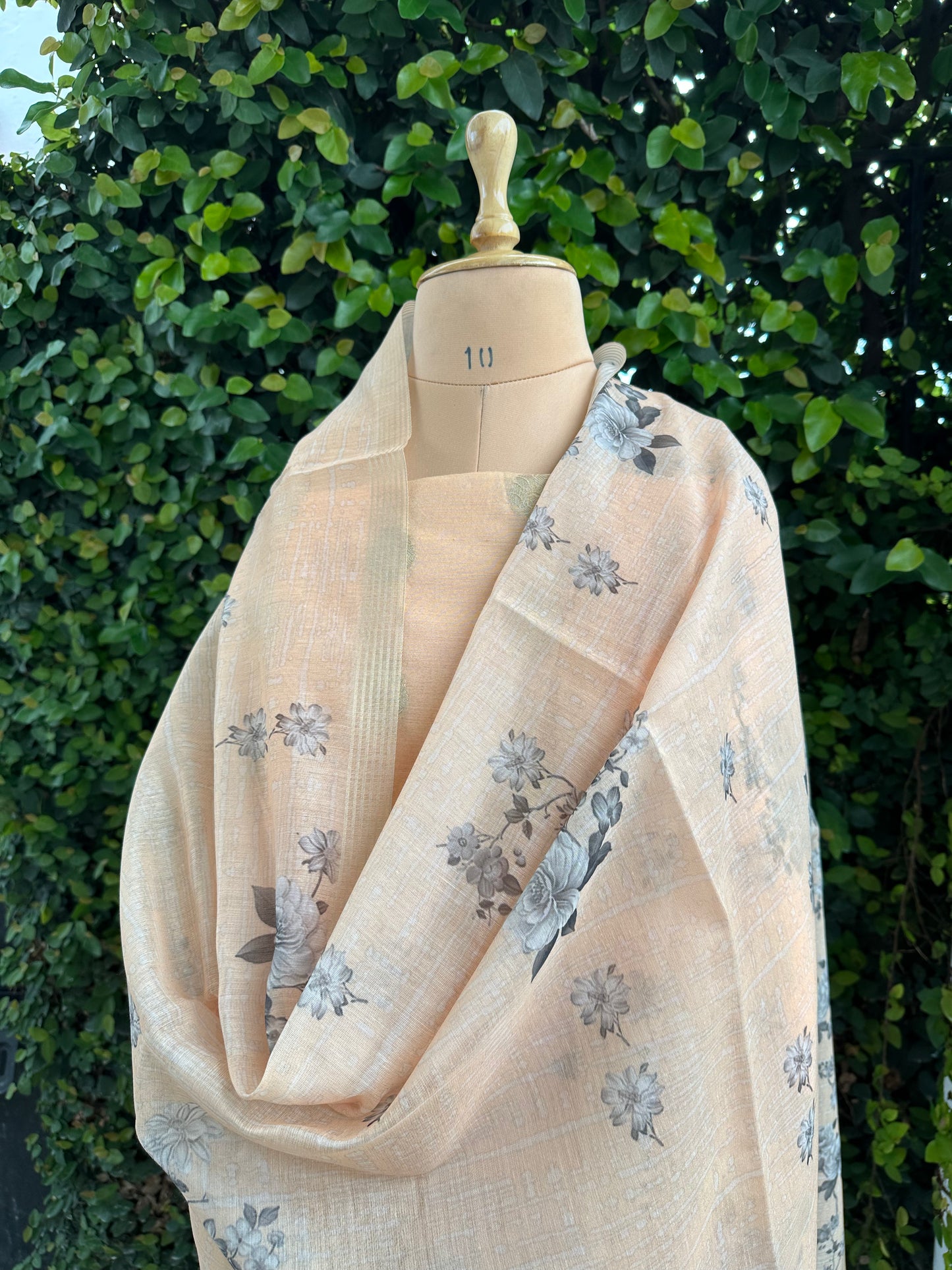 Banarasi suit set, Banarasi kurta dupatta, Banarasi cutwork kurta